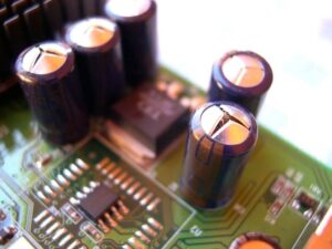 how to check electrolytic capacitors